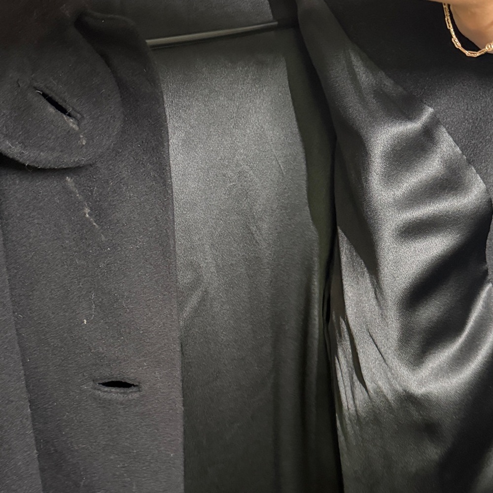 Chic Black Overcoat with Button Accents - Picture 9 of 9